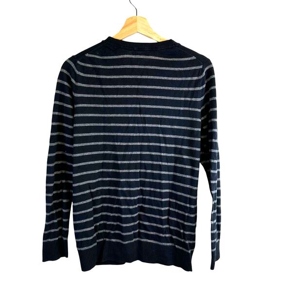 Gap Black and White Stripe V Neck Button Front Sweater Womens Size Large - Picture 8 of 16